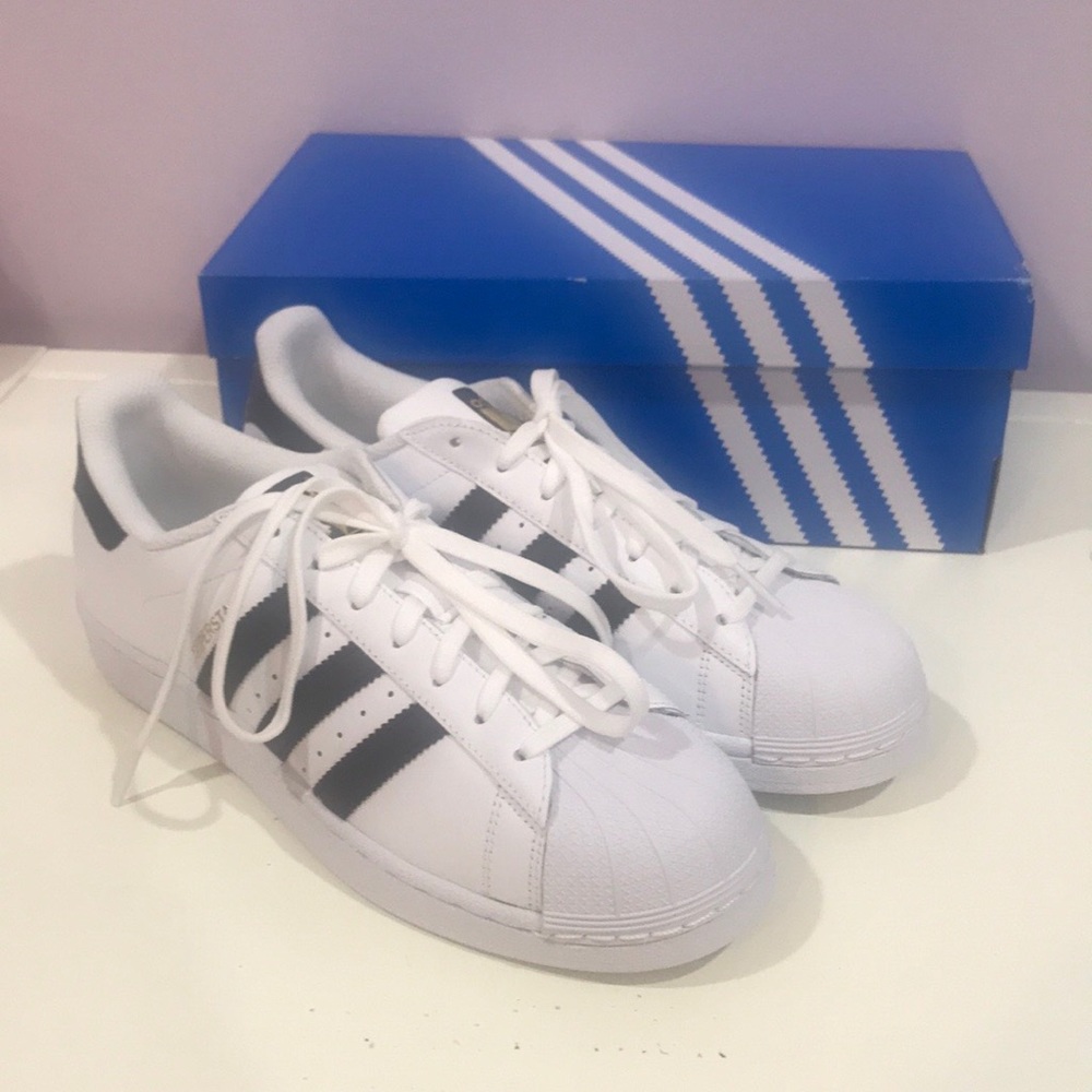 Adidas Superstars, White w/ Black Stripes